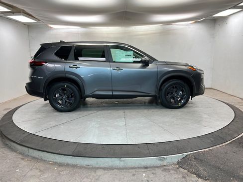 New 2026 Nissan Rogue SV image 6