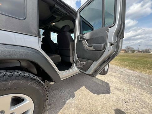 Used 2014 Jeep Wrangler Unlimited Sport w/ Quick Order Package 24S image 16