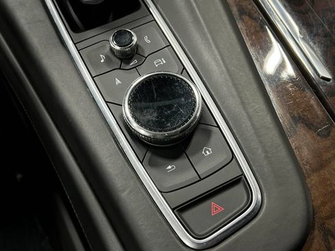 Used 2022 Cadillac Escalade ESV Sport Platinum AWD/4WD image 27