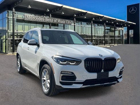 Used 2021 BMW X5 xDrive40i w/ Convenience Package image 1