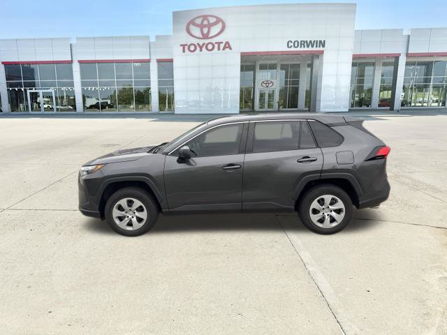 Used 2023 Toyota RAV4 LE AWD/4WD image 7