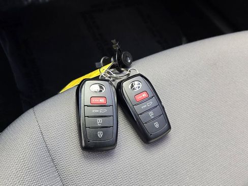 Used 2025 Toyota Corolla SE w/ SE Premium Package image 23