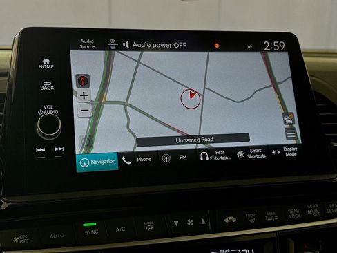 Used 2025 Honda Odyssey Touring image 15