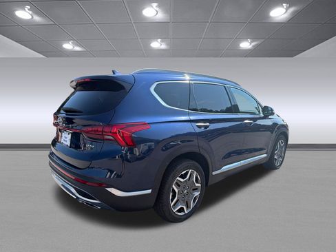 Used 2022 Hyundai Santa Fe Limited w/ Cargo Package FWD image 5