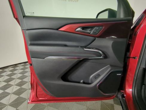 Used 2026 Chevrolet Traverse RS w/ LPO, Floor Liner Package FWD image 18