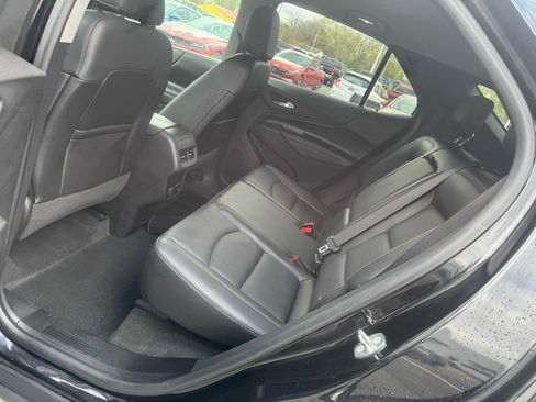 Used 2018 Chevrolet Equinox Premier FWD image 44