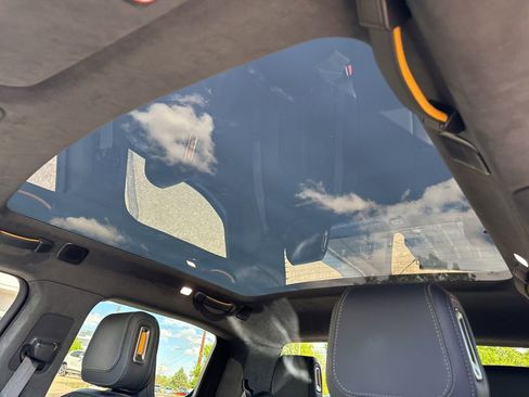 Used 2022 Rivian R1T Adventure AWD/4WD image 23