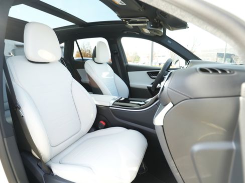 New 2026 Mercedes-Benz GLC 300 4MATIC image 35