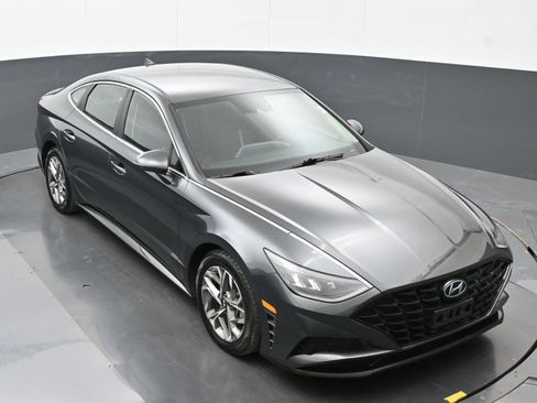 Certified 2023 Hyundai Sonata SEL w/ Preferred Accessory Package FWD image 36