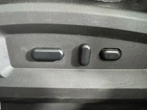 Used 2015 Lincoln MKX AWD w/ Equipment Group 102A image 37