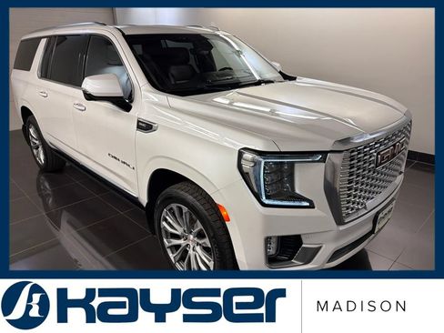 Used 2021 GMC Yukon XL Denali w/ Denali Ultimate Package AWD/4WD image 1