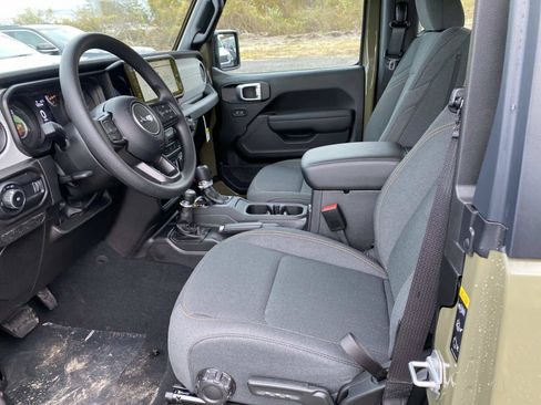 New 2026 Jeep Wrangler Sport AWD/4WD image 7