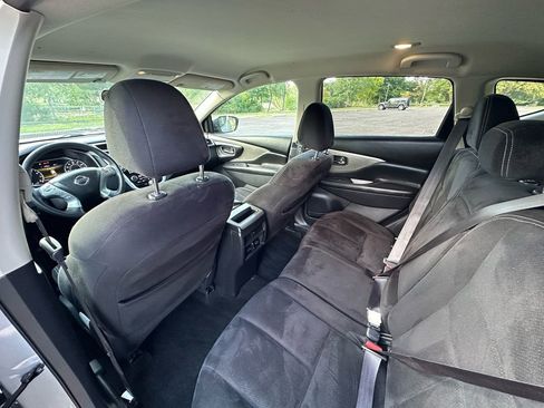 Used 2018 Nissan Murano S image 14