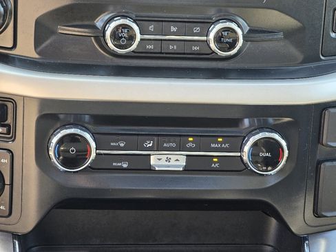 Used 2022 Ford F150 XLT w/ Equipment Group 301A Mid image 18