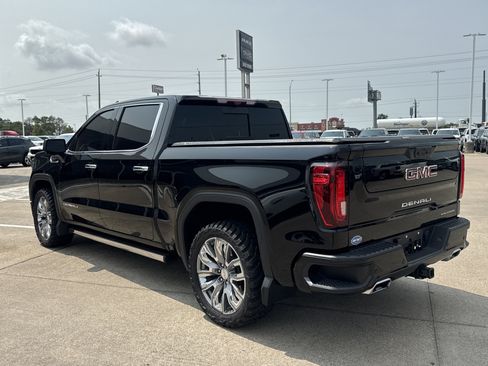 Used 2025 GMC Sierra 1500 Denali w/ Denali Reserve Package AWD/4WD image 12