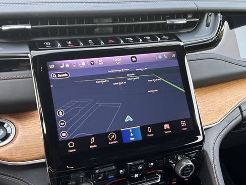 Certified 2022 Jeep Grand Cherokee Summit AWD/4WD image 35