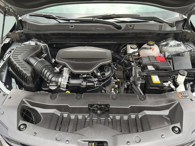 Used 2025 Chevrolet Blazer RS FWD image 34