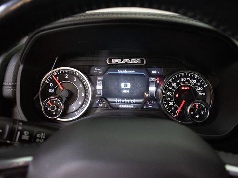 Used 2023 RAM 1500 Laramie AWD/4WD image 13