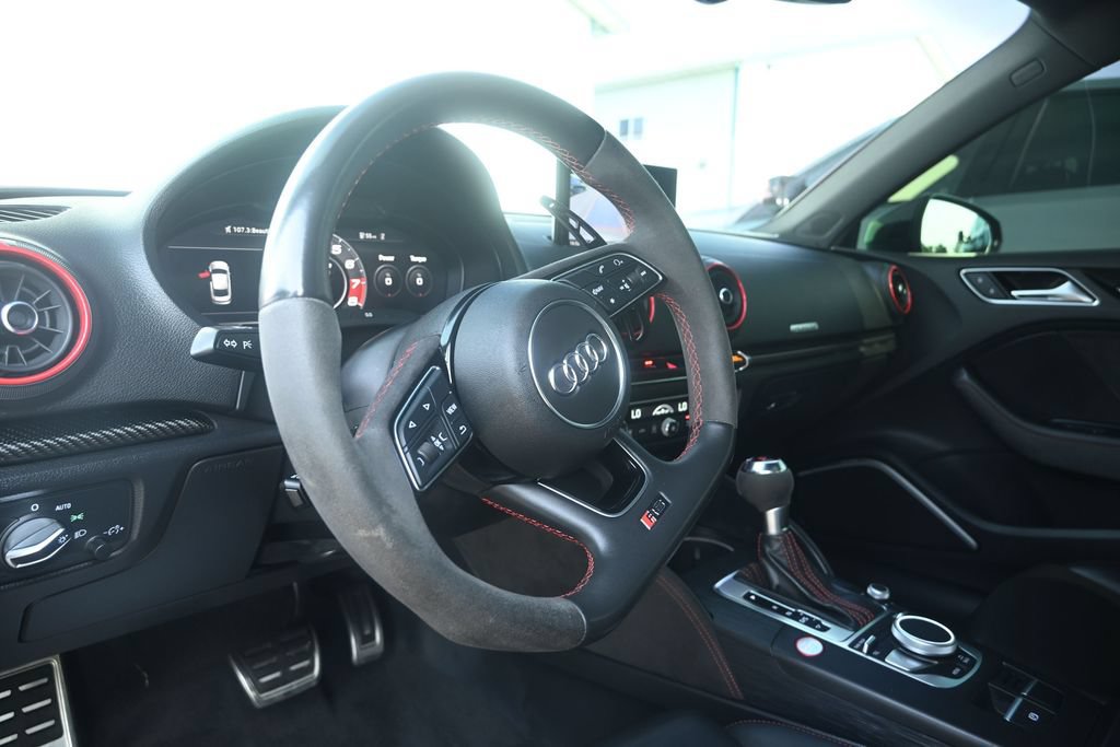 Used 2019 Audi RS 3 AWD/4WD image 14