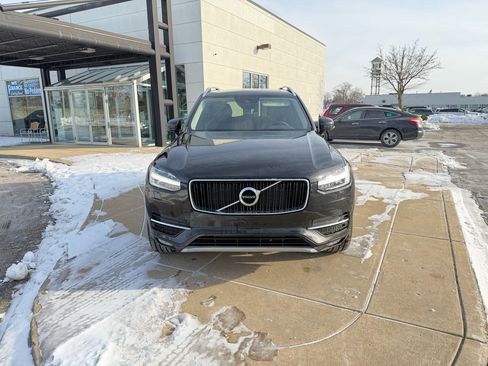 Used 2016 Volvo XC90 T6 Momentum w/ Momentum Plus Package image 2