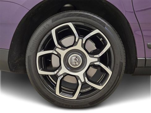 Certified 2023 Rolls-Royce Cullinan Black Badge w/ Driver's Package image 11