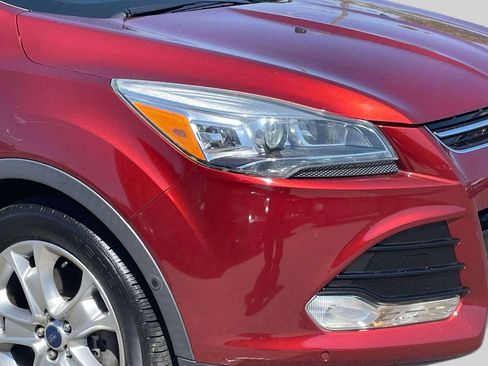 Used 2015 Ford Escape Titanium w/ Equipment Group 301A AWD/4WD image 10