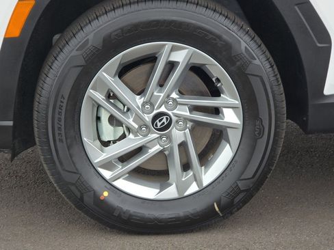 New 2025 Hyundai Tucson SE image 24