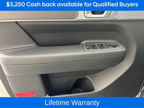 New 2026 Hyundai Santa Fe SE image 10