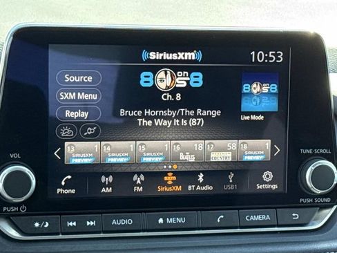 Used 2025 Nissan Rogue S image 19