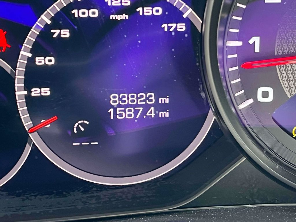Used 2021 Porsche Cayenne AWD/4WD image 37