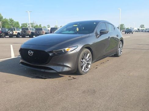 Used 2021 MAZDA MAZDA3 s FWD image 2