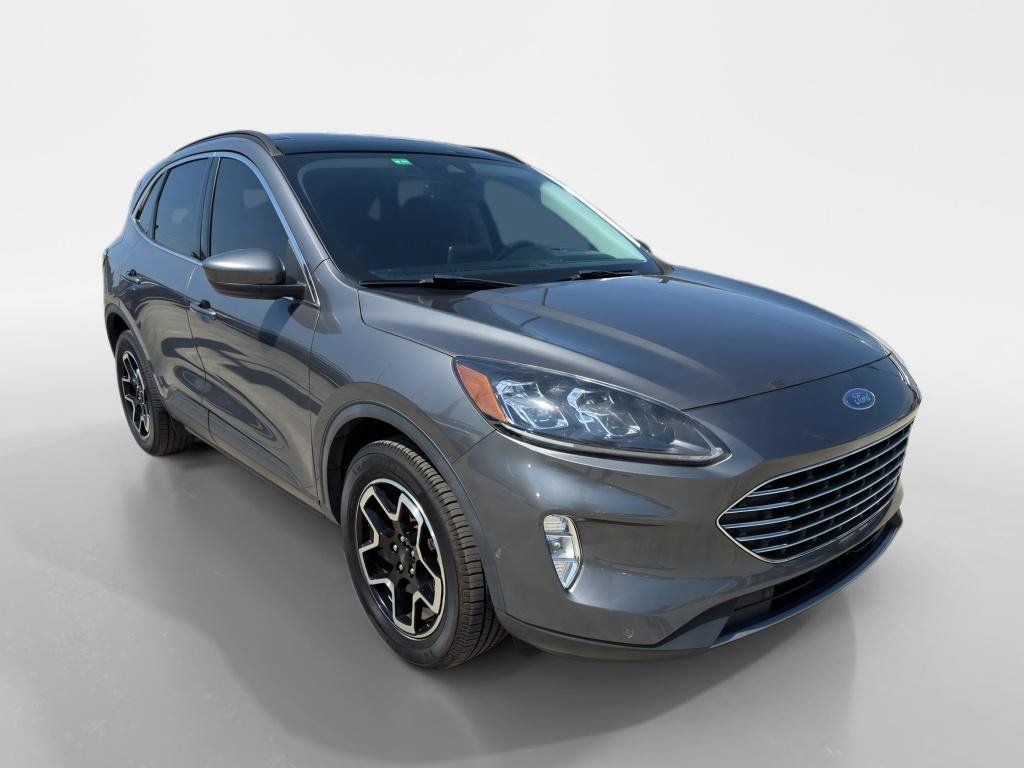 Used 2021 Ford Escape Titanium w/ Titanium Elite Package AWD/4WD image 4