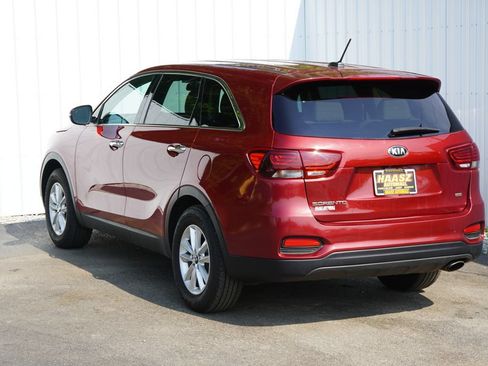 Used 2019 Kia Sorento FWD image 4