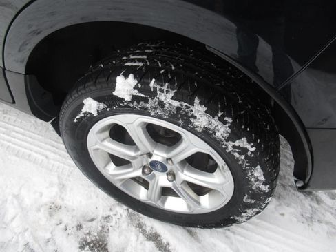 Used 2018 Ford EcoSport SE w/ SE Cold Weather Package image 14