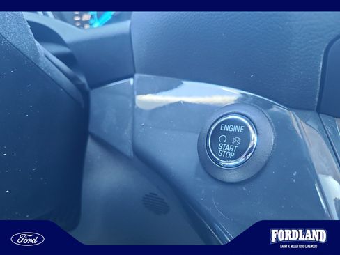 Used 2013 Ford Escape Titanium AWD/4WD image 28