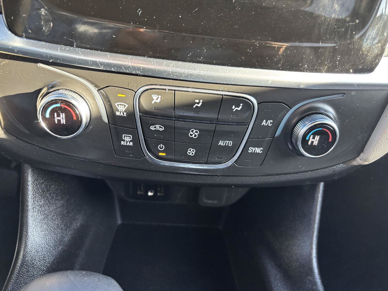 Used 2023 Chevrolet Traverse LS w/ Midnight/Sport Edition AWD/4WD image 28