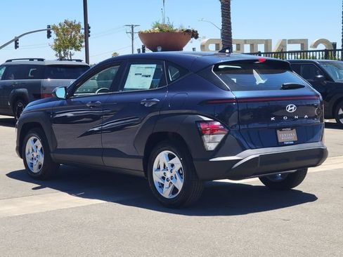 New 2026 Hyundai Kona SE FWD image 3