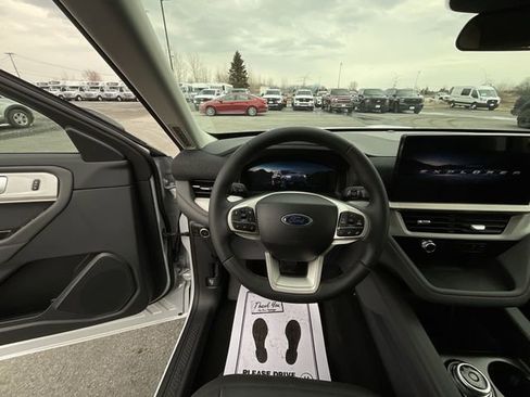 New 2026 Ford Explorer Active w/ Active Comfort Package image 14