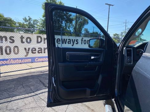 Used 2015 RAM 1500 Sport w/ Sport Premium Group AWD/4WD image 14