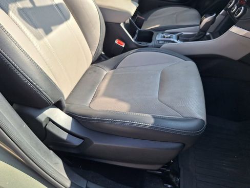 Used 2021 Subaru Forester Limited image 27