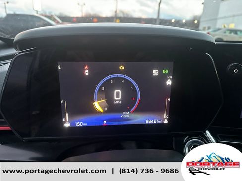 Used 2024 Chevrolet Trax RS w/ Sunroof Package FWD image 17