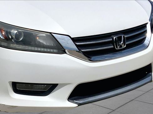 Used 2015 Honda Accord Sport image 28