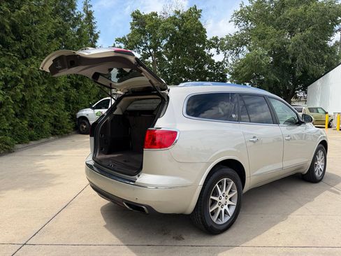 Used 2014 Buick Enclave Leather w/ Trailering Provision Package FWD image 32