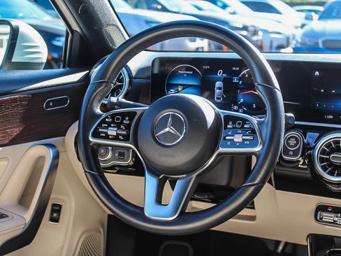 Used 2022 Mercedes-Benz A 220 image 15