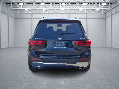 Certified 2024 Mercedes-Benz GLB 250 4MATIC image 5