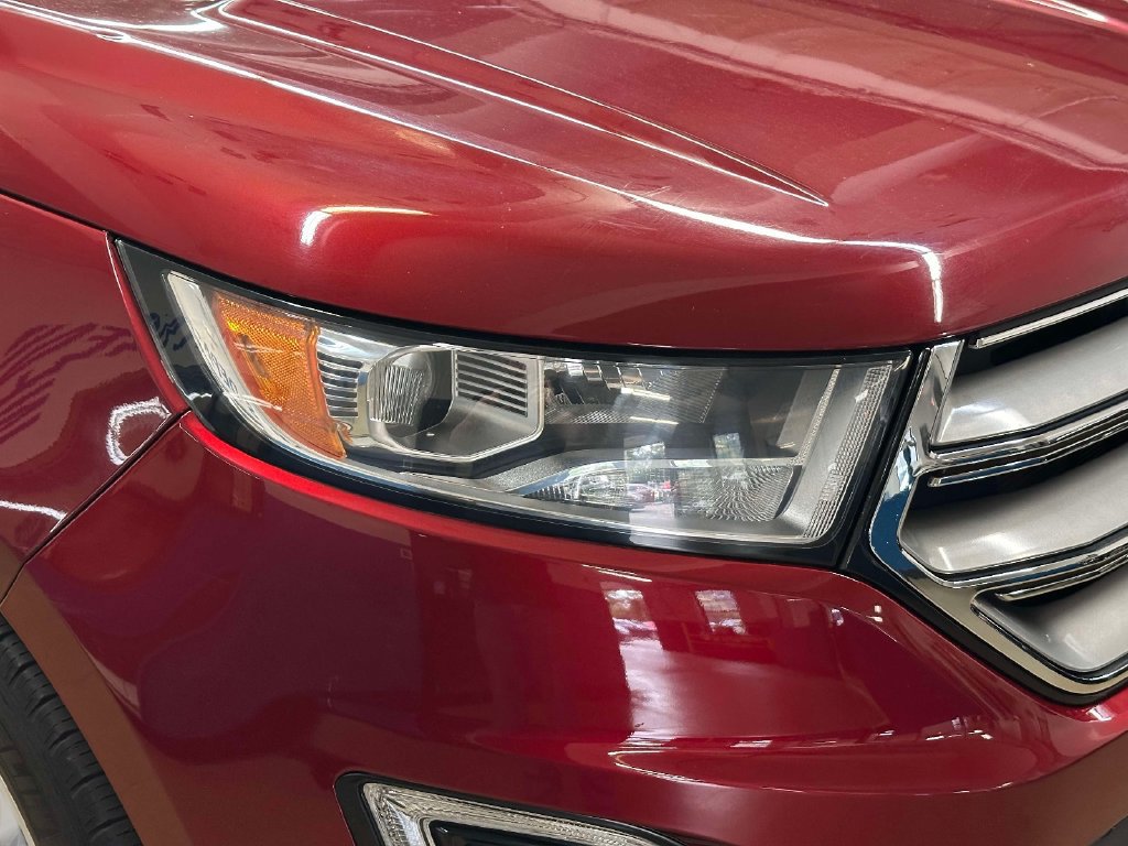Certified 2018 Ford Edge SEL w/ Equipment Group 201A AWD/4WD image 12