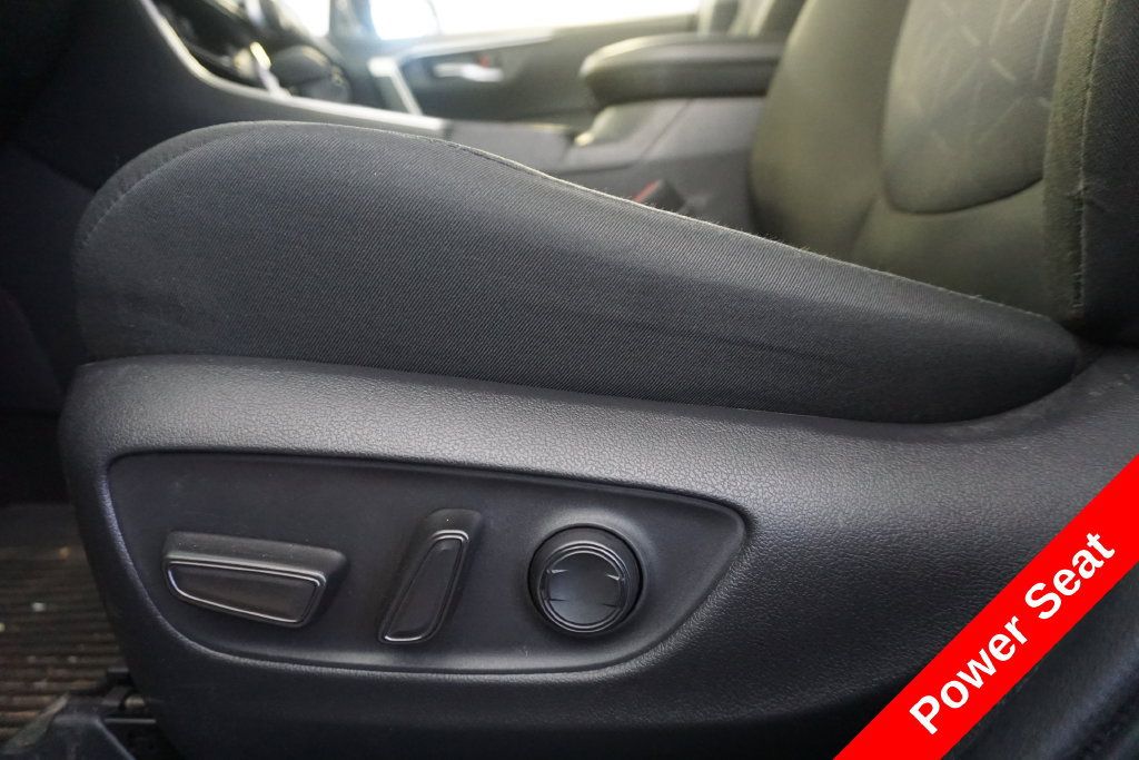 Used 2023 Toyota RAV4 XLE w/ Convenience Package AWD/4WD image 6