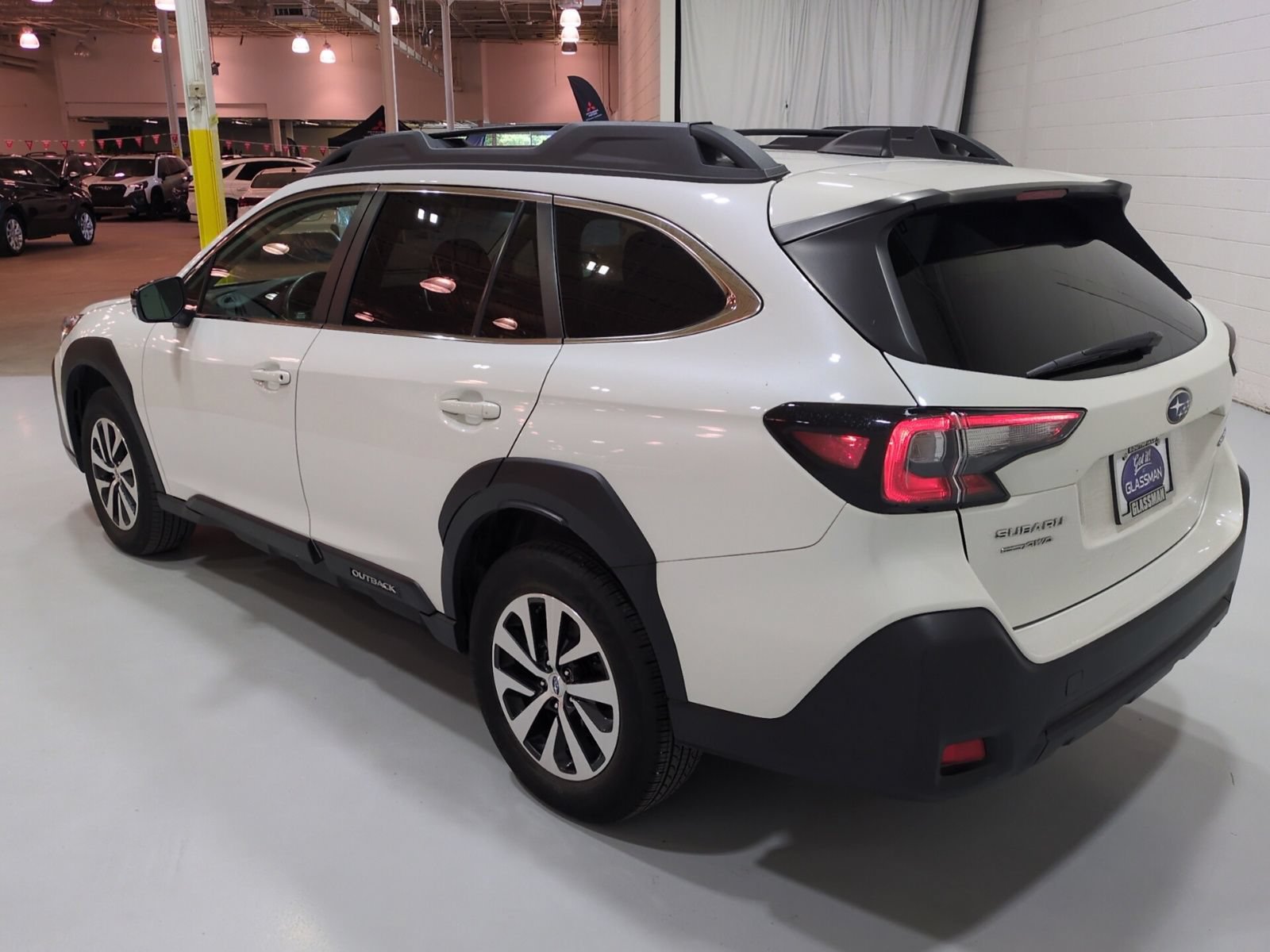 Used 2024 Subaru Outback Premium AWD/4WD image 5
