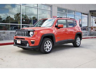 Used 2021 Jeep Renegade Latitude w/ Sun & Sound Group