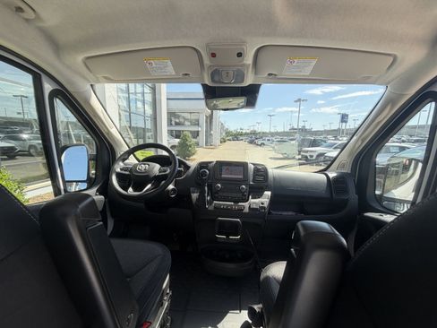 New 2025 RAM ProMaster 3500 w/ Cold Weather Group FWD image 24